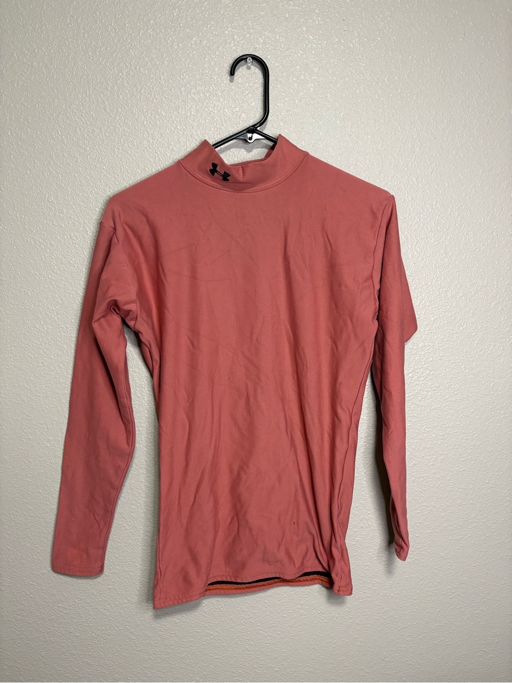 Under Armour ColdGear Pink Mock Neck Fitted Long Sleeve Athletic Top Sz S/M